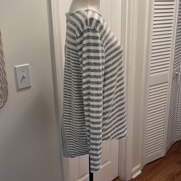 Verve Ami tulip back super soft sweater - Picture 2 of 6